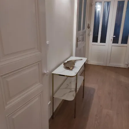 Westend Luxury Apartment Budapest